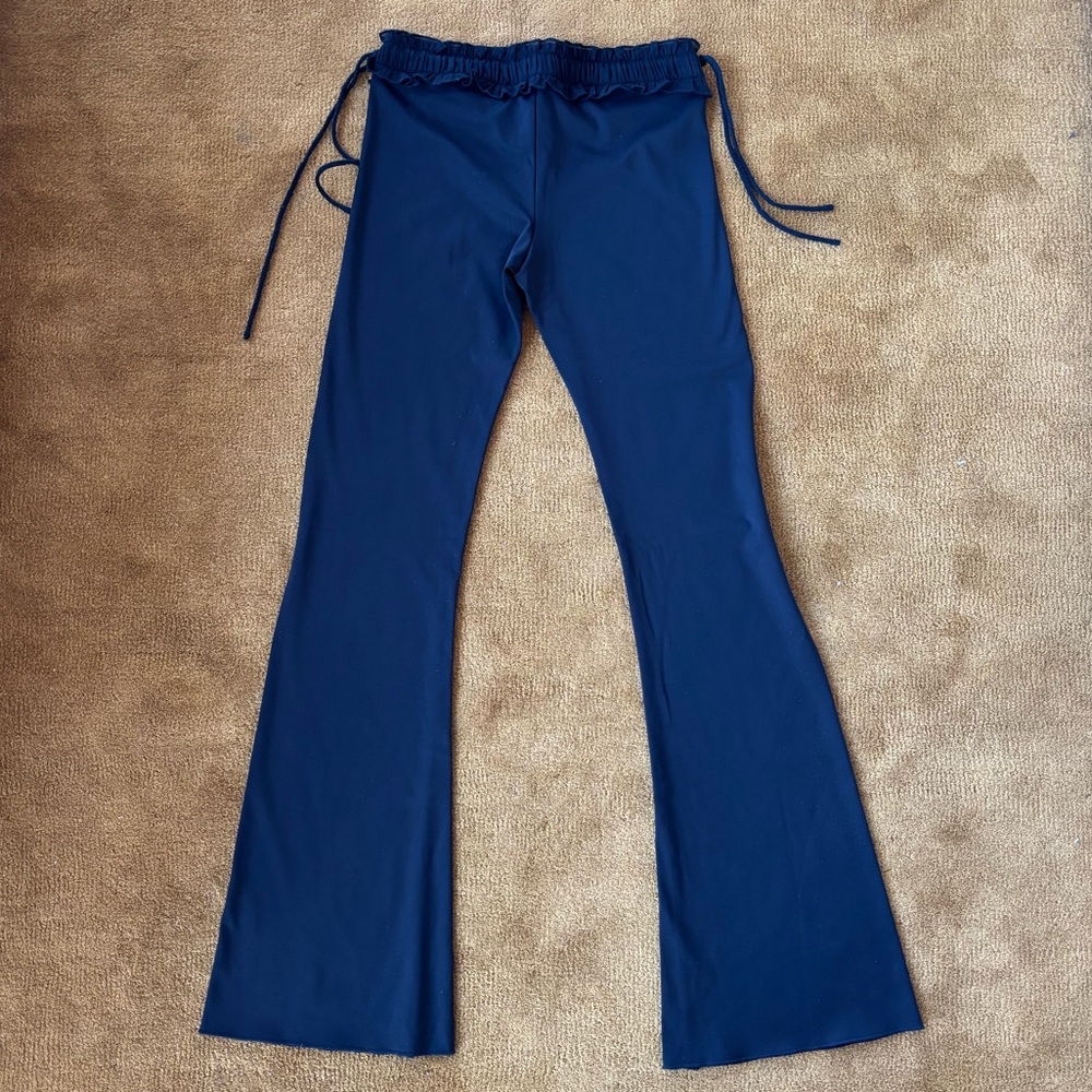 Danielle Guizio Ruched Side Tie Pants - Picture 5 of 6